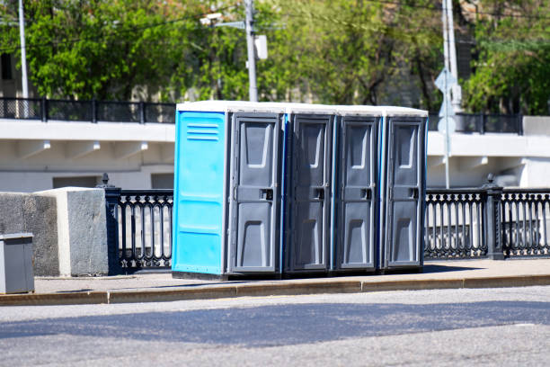 Best Construction site porta potty rental  in Little Round Lake, WI
